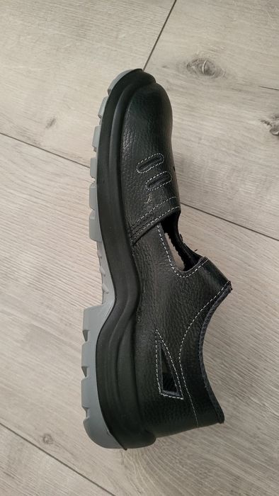 Нове спецвзуття EXENA 44 розмір