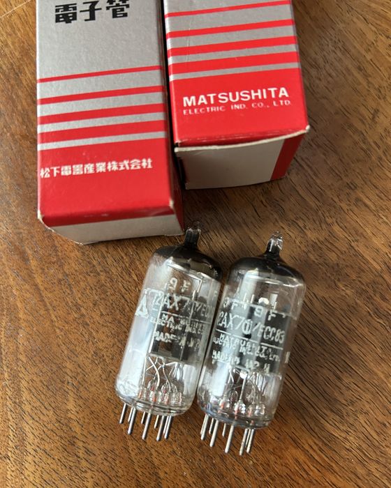 Ecc83 12ax7 NOS Panasonic / Matushita lampy elektronowe
