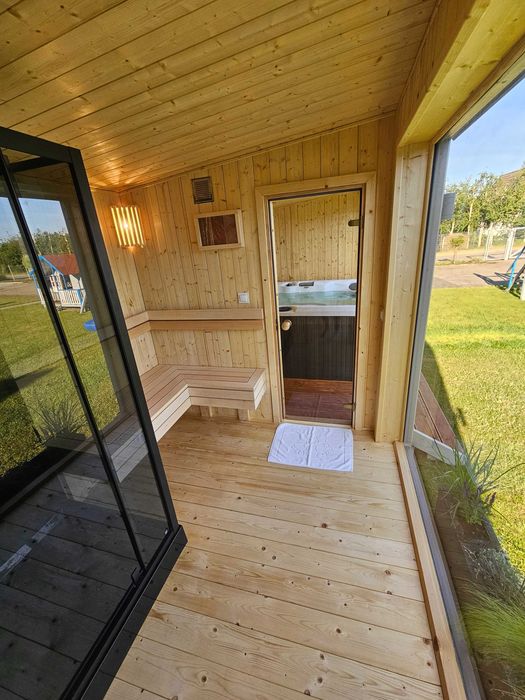 Domki całoroczne wajacje basen podgrzewany sauna jacuzzi majówka