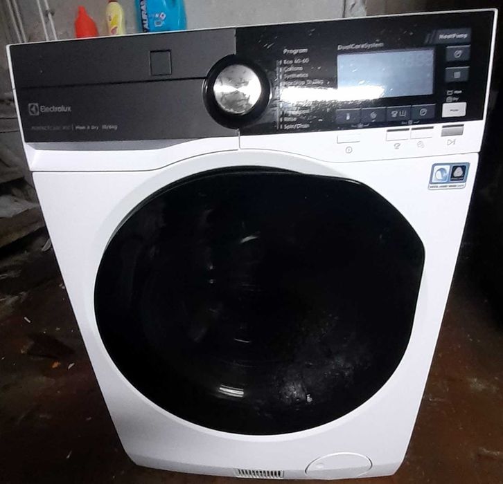 PRALKO-SUSZARKA ELECTROLUX perfectcare seria 900 pompa ciepła gwarancja BDB