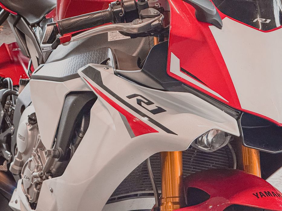 Yamaha R-1 YZF Akrapovic Titanium