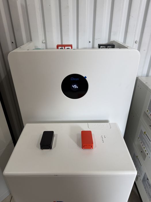 Deye RW-F16 — модульный LiFePO4 аккумулятор на 16 кВт·ч