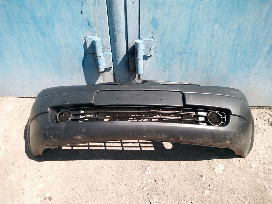 Бампер Renault Megane 02-06