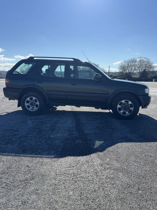 Opel Frontera B  - ano 2000