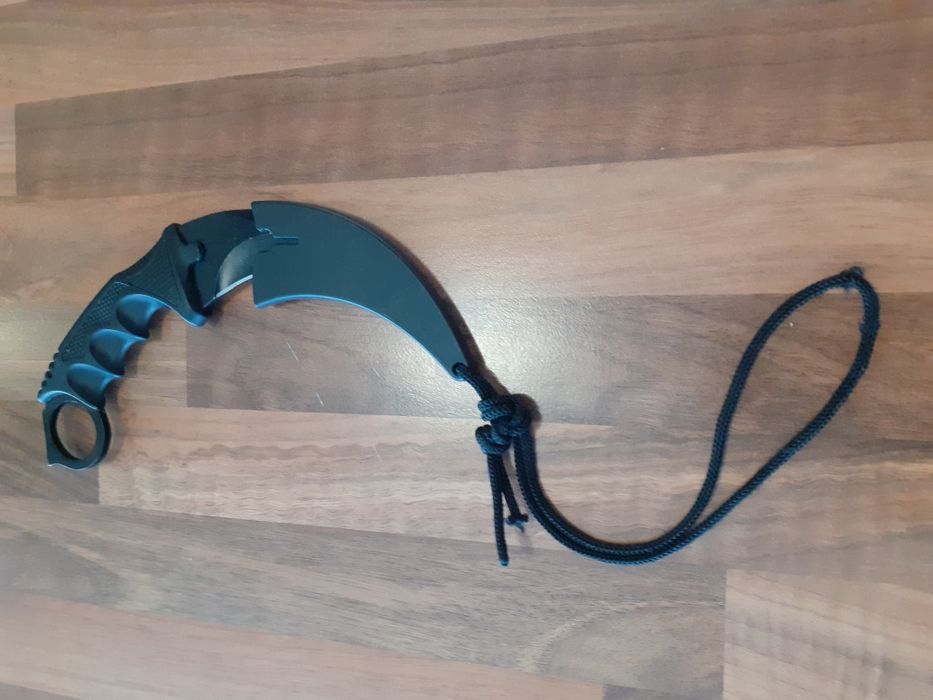 Nóż kosa ostry +kabura