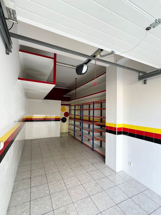 Garagem Box para arrendar