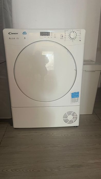 Máquina de secar roupa