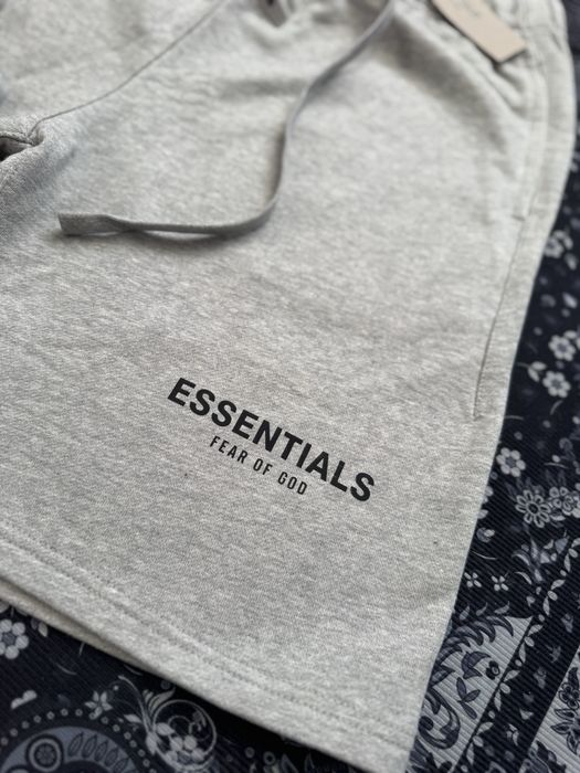 Шорти ESSENTIALS без флісу!