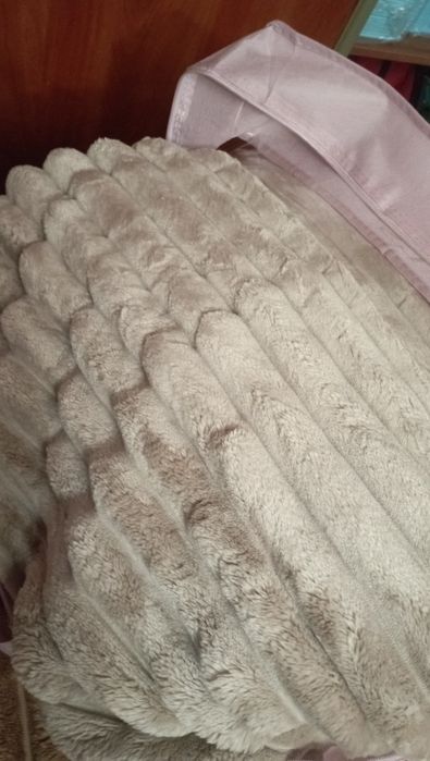 Продам новое покрывало шарпей