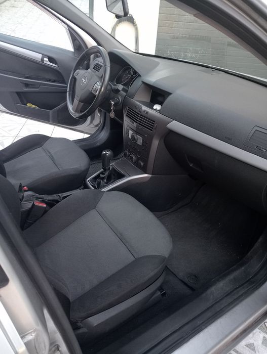 Opel Astra H Caravan 1.3 Cdti