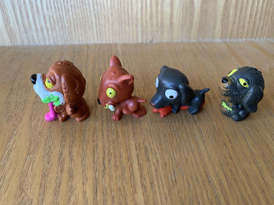 Ugglys pet shop (carrinha + 4 bonecos)