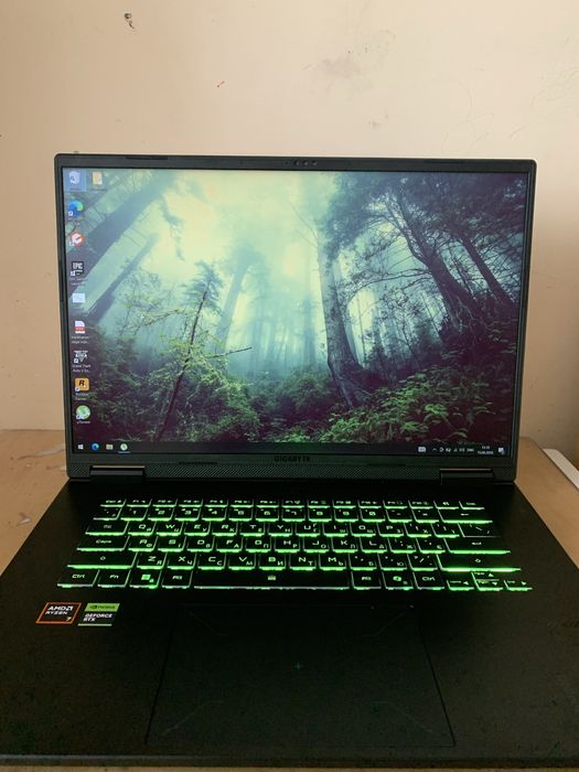Ноутбук ігровий Gigabyte Gaming A16 Black Steel (майже новий)
