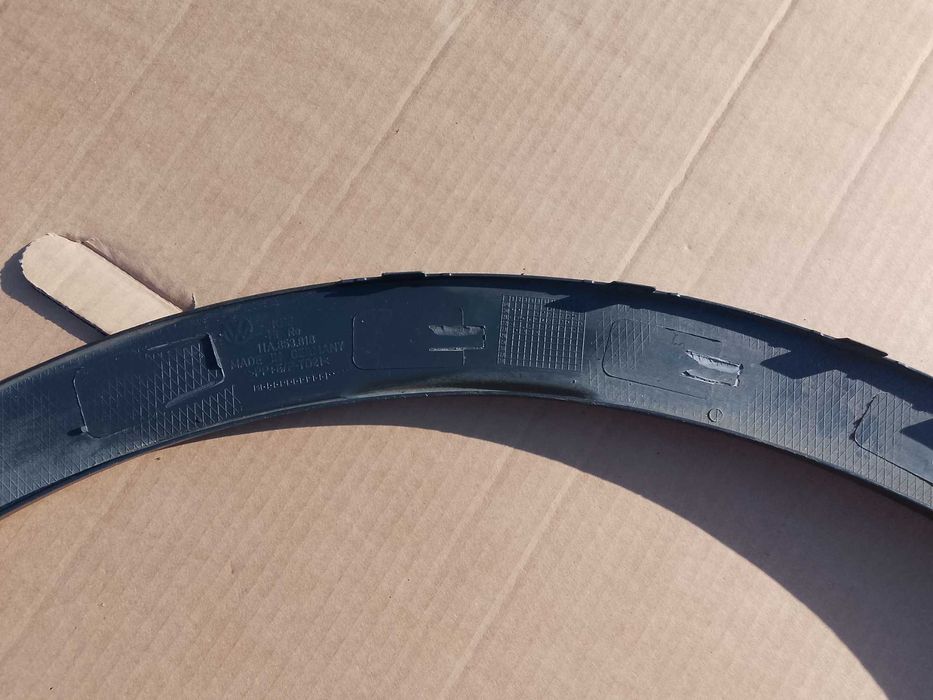 listwa nakładka błotnika VW ID.4 prawa tylna oryginał