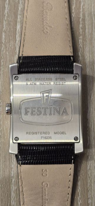 Продам часы Festina