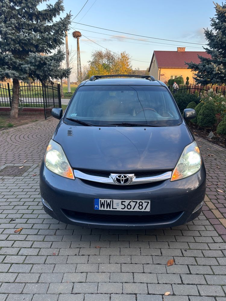 Toyota Sienna