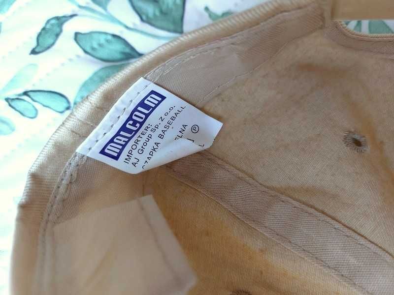 Czapka z daszkiem beżowa baseball