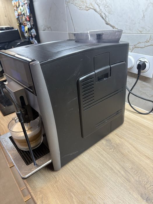 Ekspres Siemens EQ.6 Plus