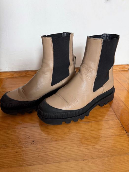 Sprzedam botki Massimo Dutti