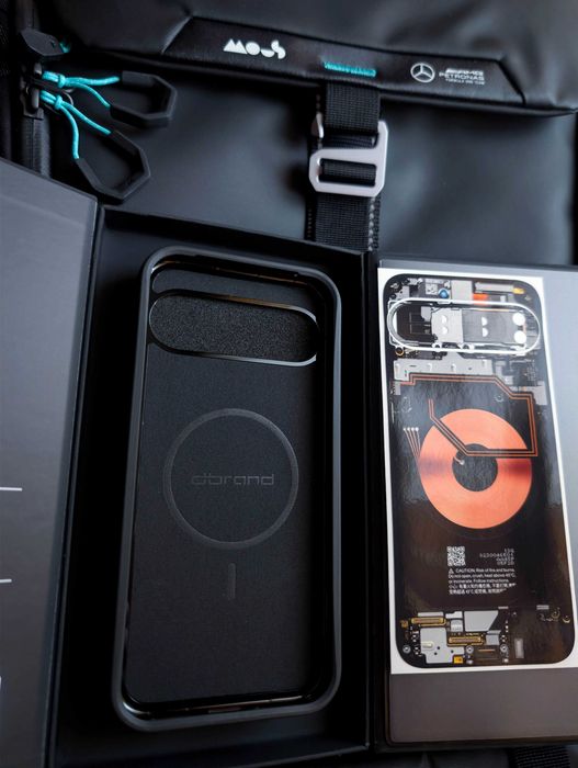 Премиальный чехол "Dbrand" GRIP для Pixel 9 Pro XL + стильный скин от "3M"