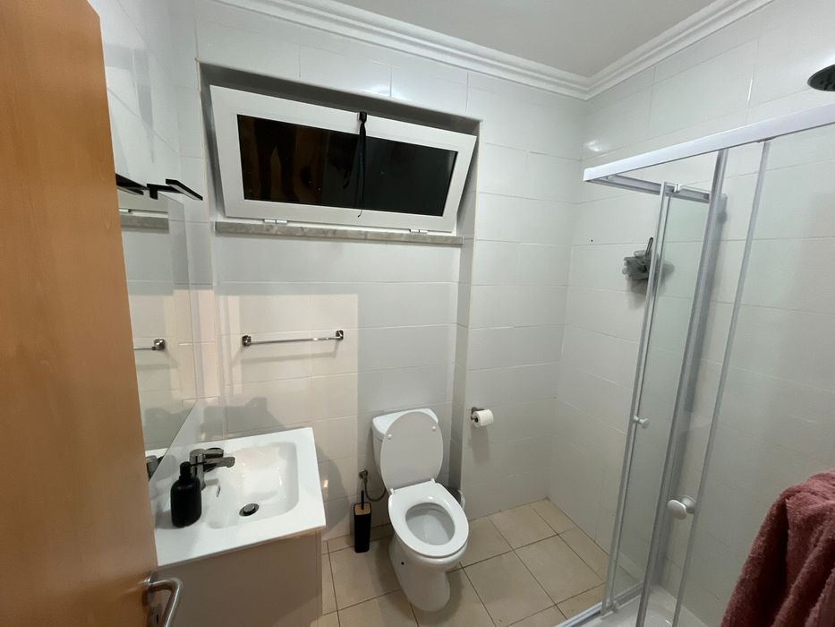 Quarto para arrendar