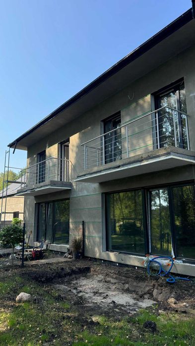 Balustrady zabezpieczenia okienne nierdzewne