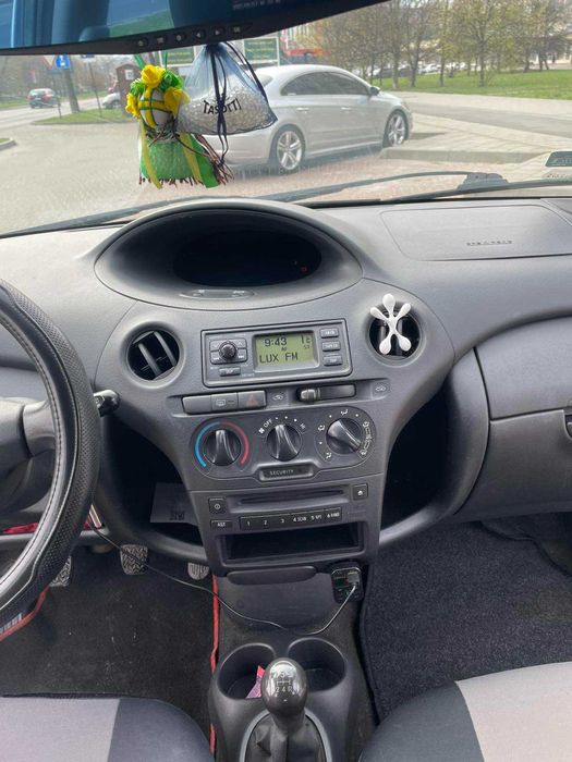 Toyota Yaris 2004 1.3 хетбек I покоління (FL)