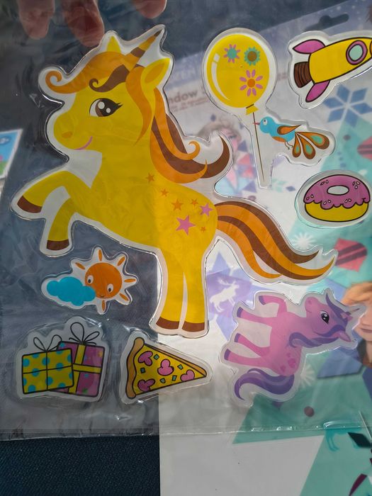 Naklejki na szybę dla dzieci