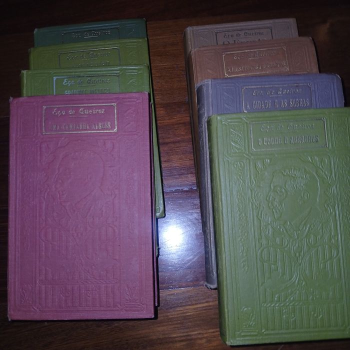 21 ÷ 2 Clássicos de Eça de Queiroz, Livraria Chardon de Lello & Irmão