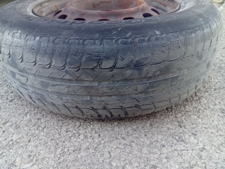 Vendo pneu e jante 14"