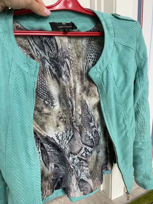 Жіночий бомпер