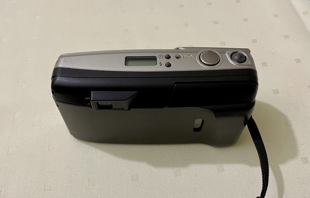 Aparat kolekcjonerski Olympus superzoom 70G