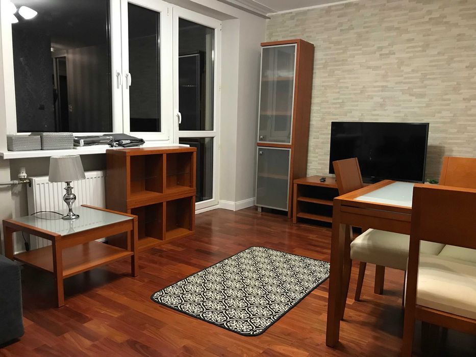 Kawalerka, 27m2 bezpośrednio, 11 Listopada