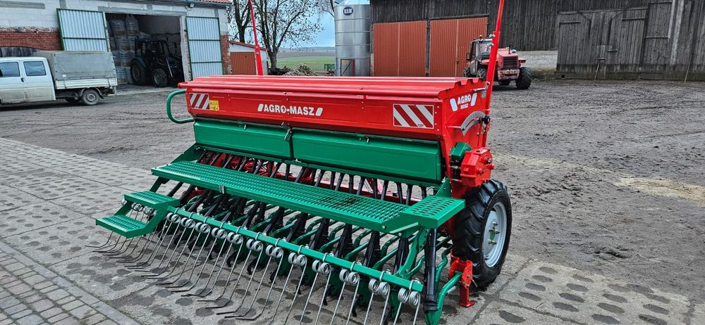 Siewnik zbożowy Agro-Masz SR 300 *2015r*(Amazone,Kverneland)