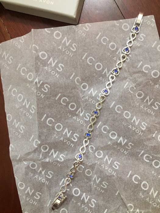 Pulseira icons da avon