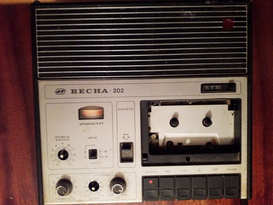 Магнитофон "Весна-202"