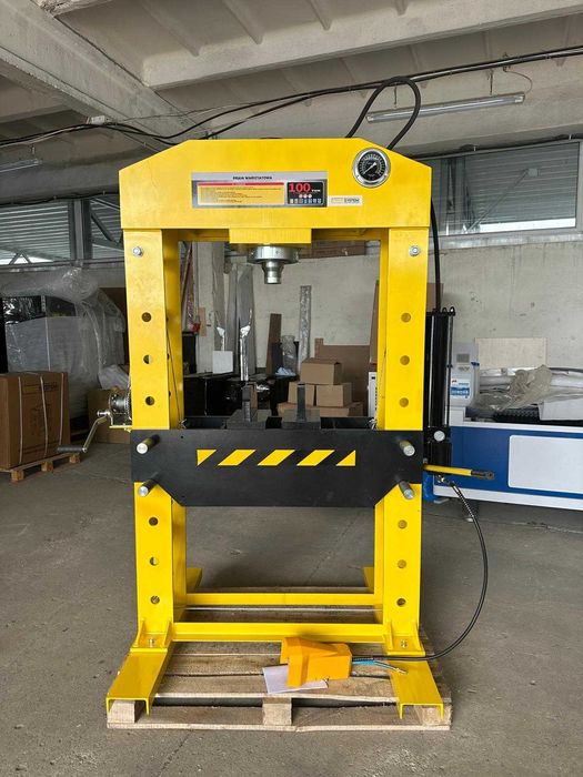 Prasa Warsztatowa Hydrauliczna 100T Spawana Konstrukcja Powystaowa