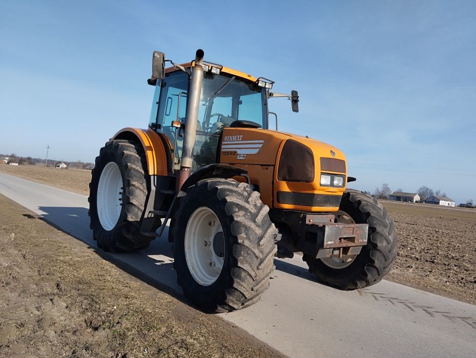 Renault Ares 735