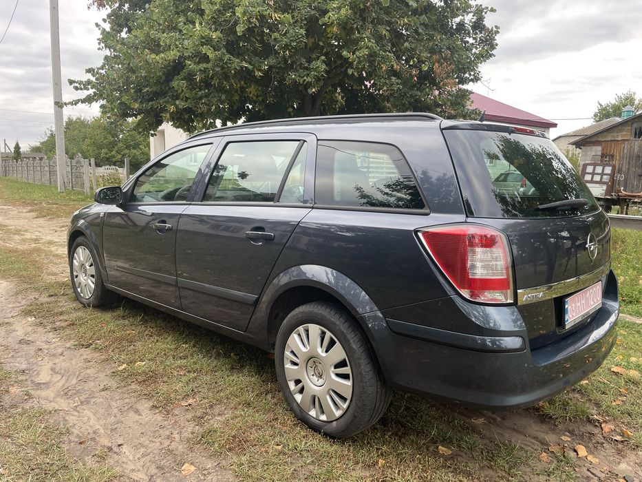 Опель Астра Н 1.4 бензин