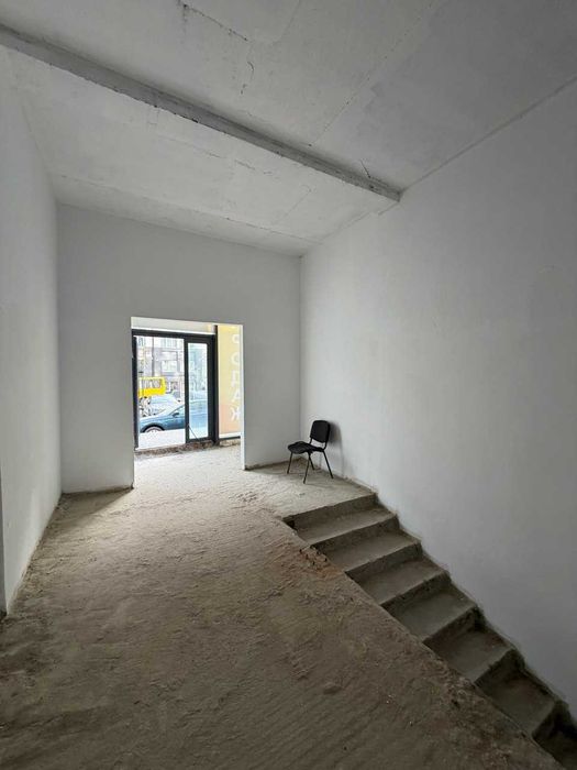 Продаж комерційного приміщення  335 м², вул. Кульпарківська, 64а