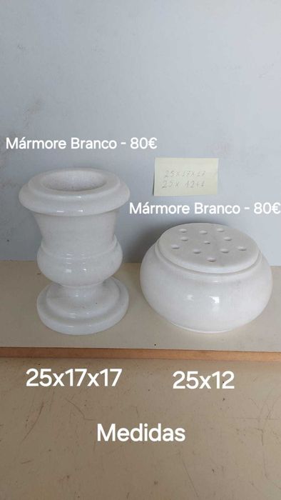 Artigos Fúnebres - Vasos e Janinhas em Mármore e Granito para Campas