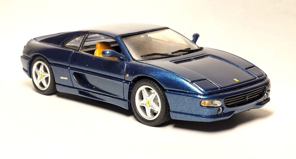 Ferrari F355 (1994-99) Detail Cars + Ferrari FXX Hot Wheels Elit  1/43