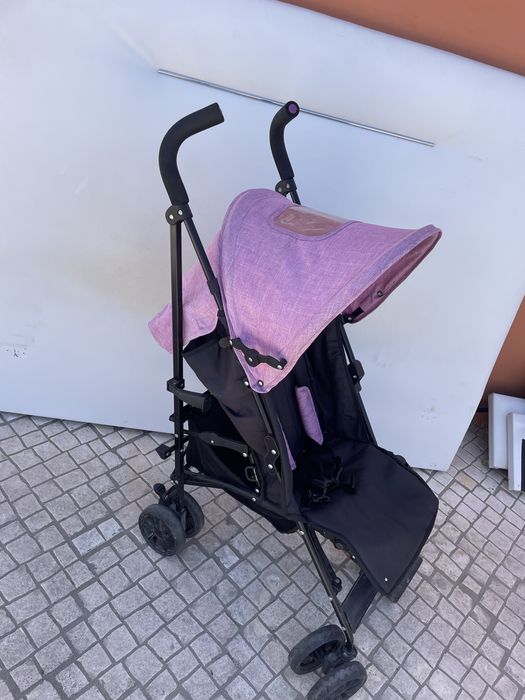 Carrinho ou cadeira de passeio em bom estado com capa