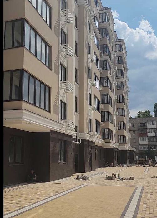 2 к квартира новобуд 77,4 м2  вул Садова / Чкалова Центральний р-н