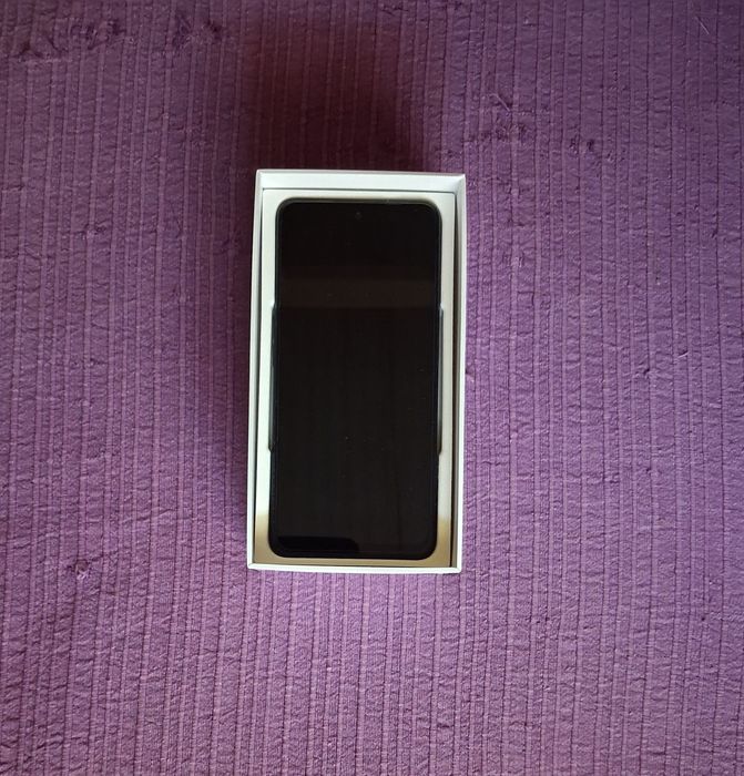 OPPO A98 5G como novo
