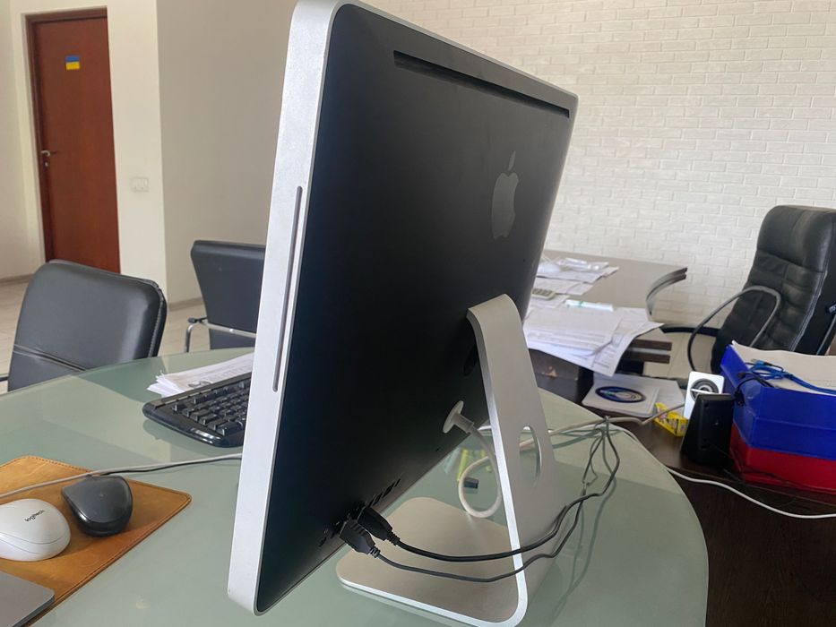 iMac mid 2009 диагональ 20