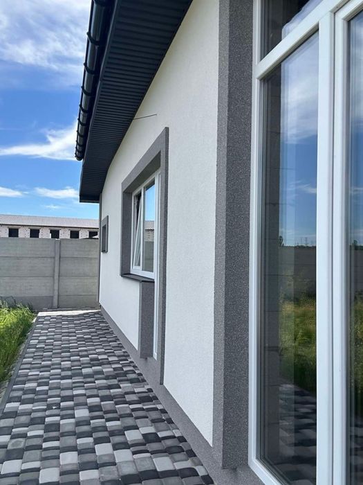 Продам окремий будинок 105 м.кв., 7,5 соток  - 75000 $
