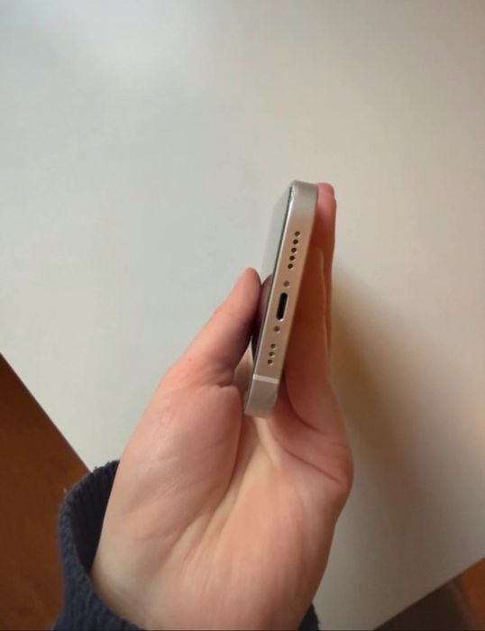 Iphone 13 bialy 128GB