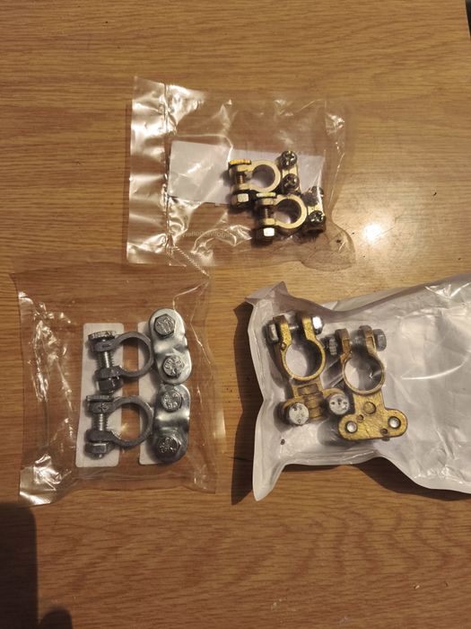 Клеммы для аккамулятора.