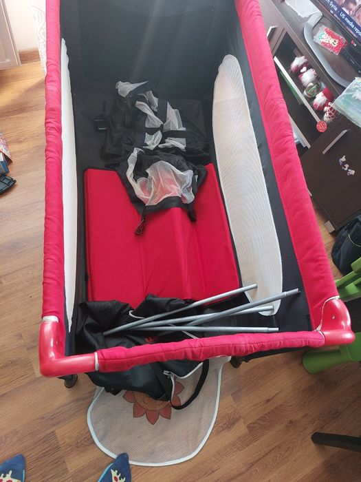 Łóżeczko turystyczne