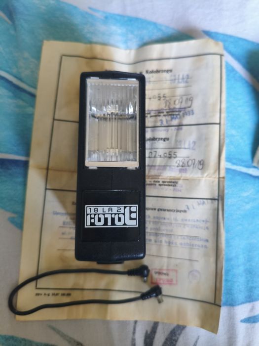 Lampa błyskowa Elwa 18LA2